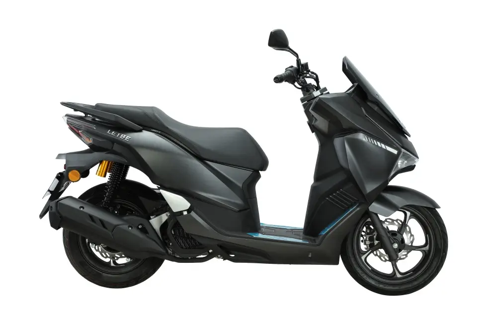 ISLAND NEGRO MATE 2.webp