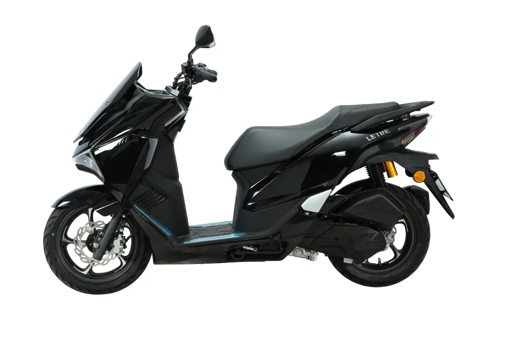 ISLAND NEGRO ZAFIRO 2.webp