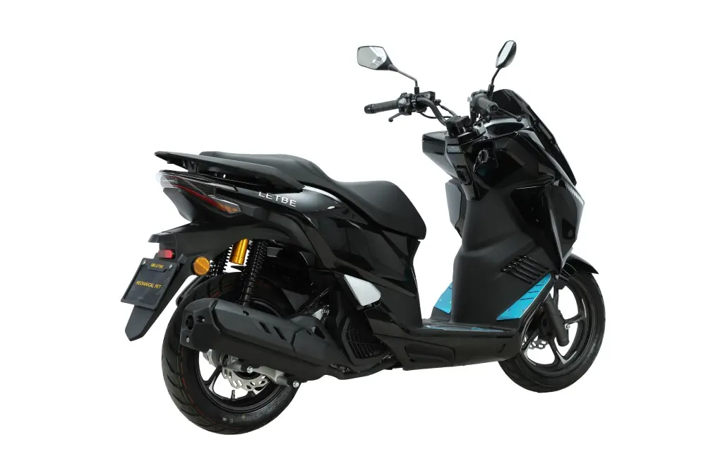 ISLAND NEGRO ZAFIRO 5.webp